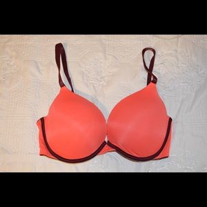 4 PINK Bra’s - 34DD